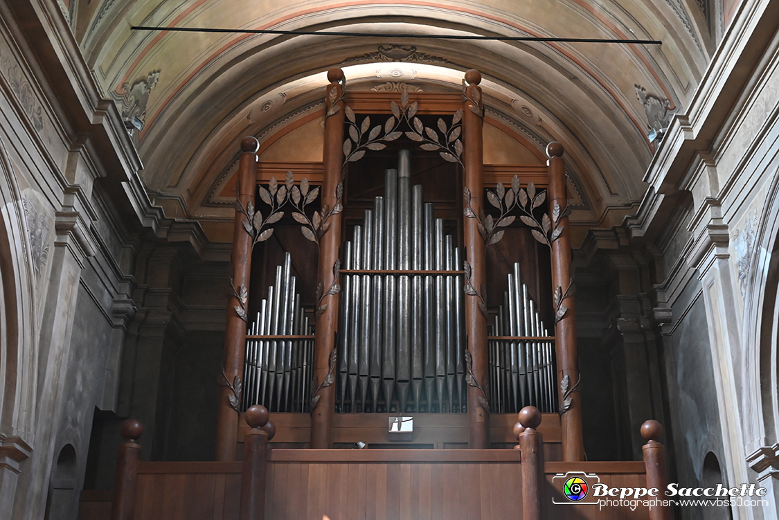 VBS_2985 - Novalesa - Abbazia. Parrocchia. Cascata del Rio Bard.jpg